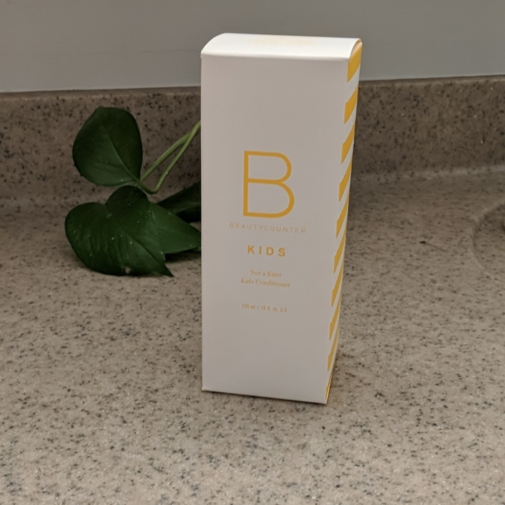 Beautycounter Kids Not a Knot Conditioner